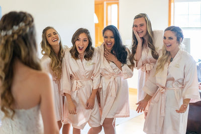 Everything You and Your Bride Tribe Need for the Perfect Wedding Morning
