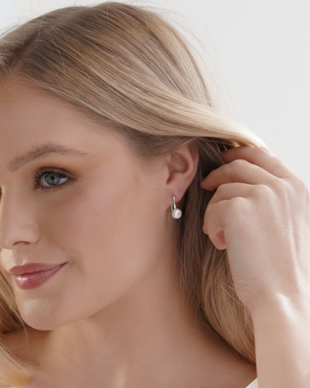 Charlotte Baroque Pearl Earrings - Silver