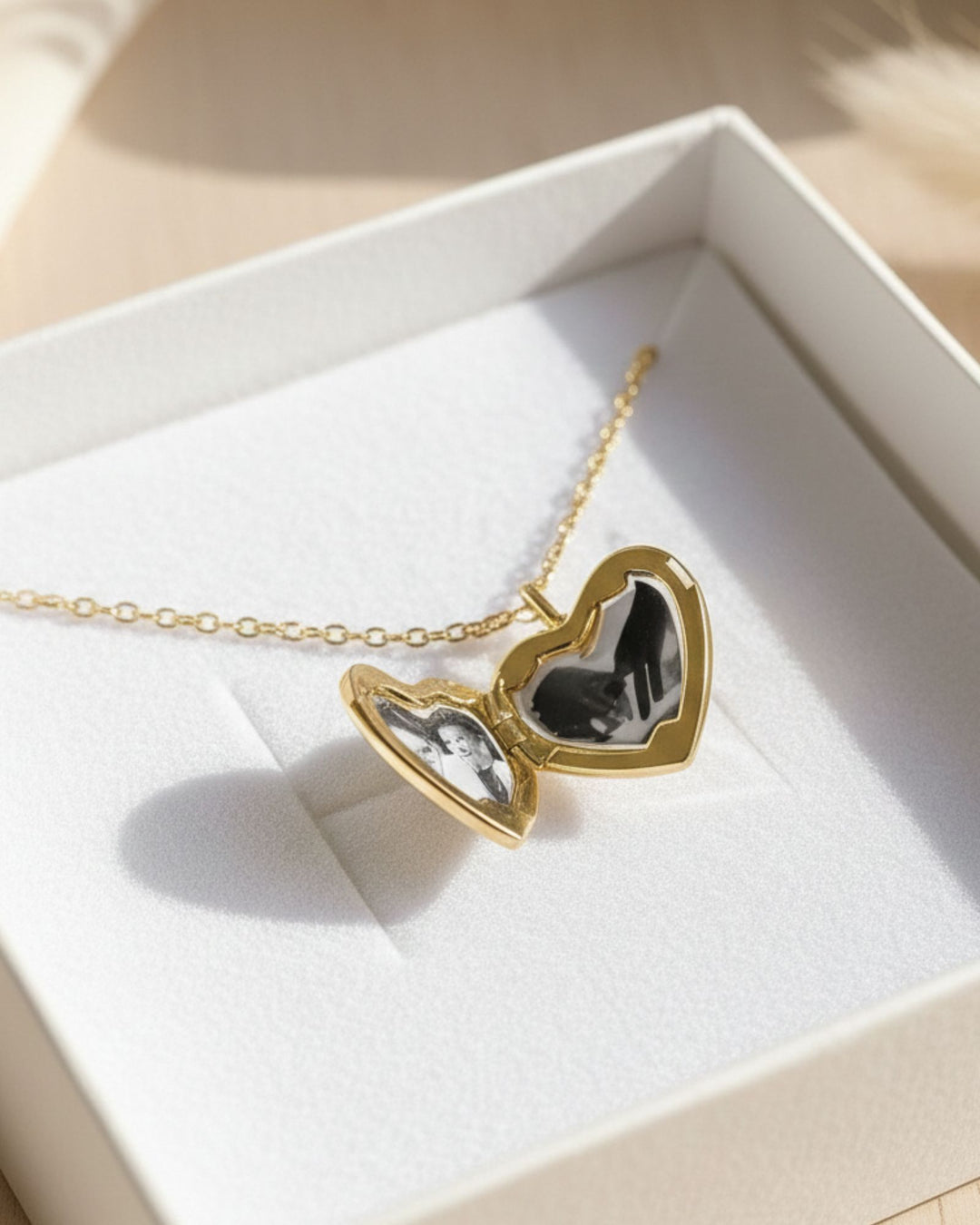Endless Love Heart Photo Locket - GOLD