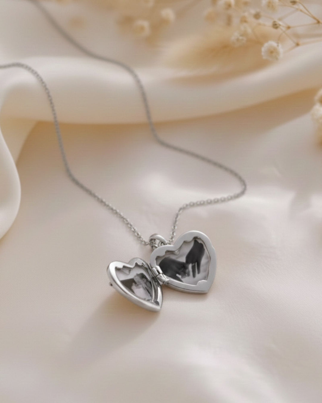 Endless Love Heart Photo Locket - SILVER