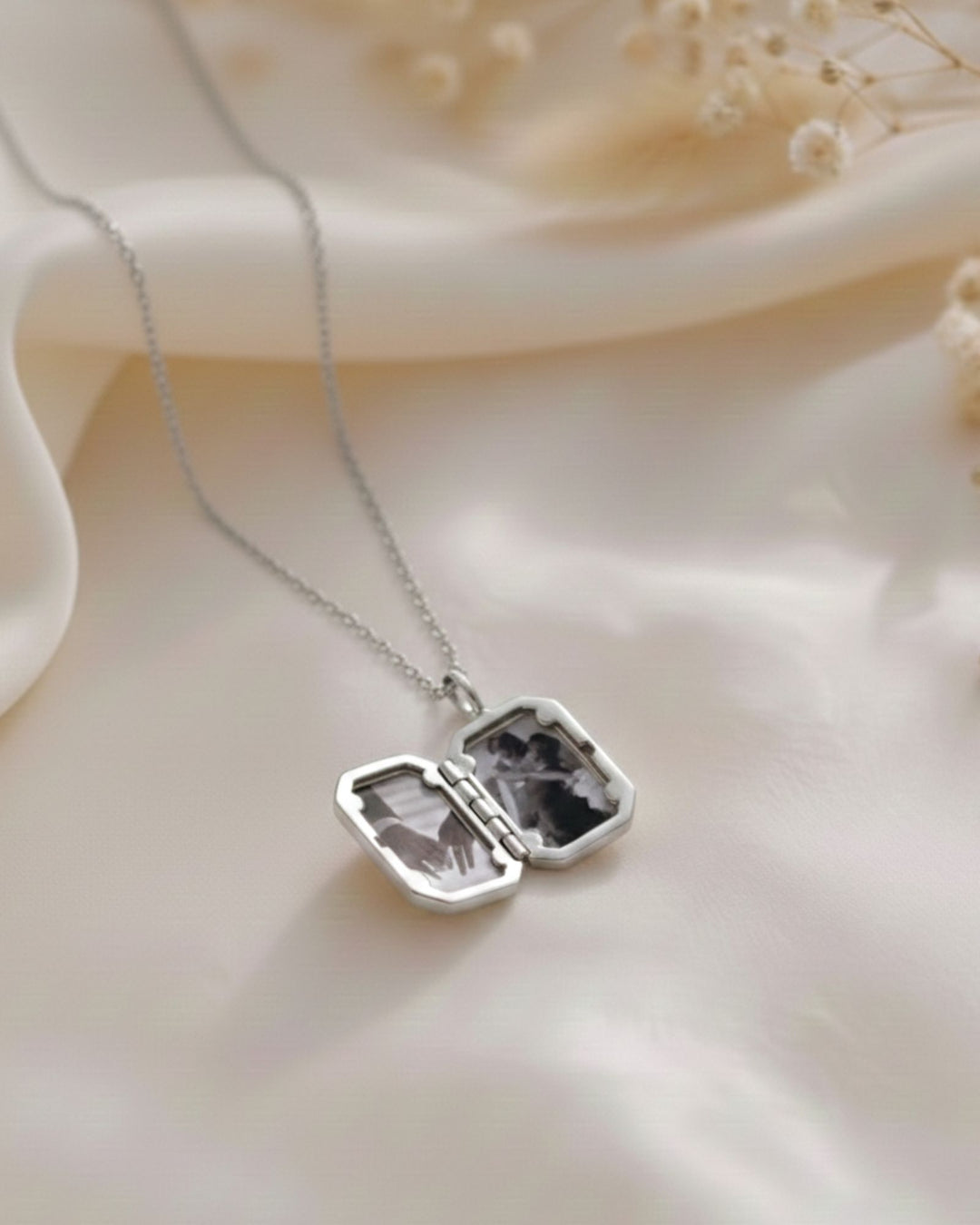 Endless Love Rectangle Photo Locket - SILVER