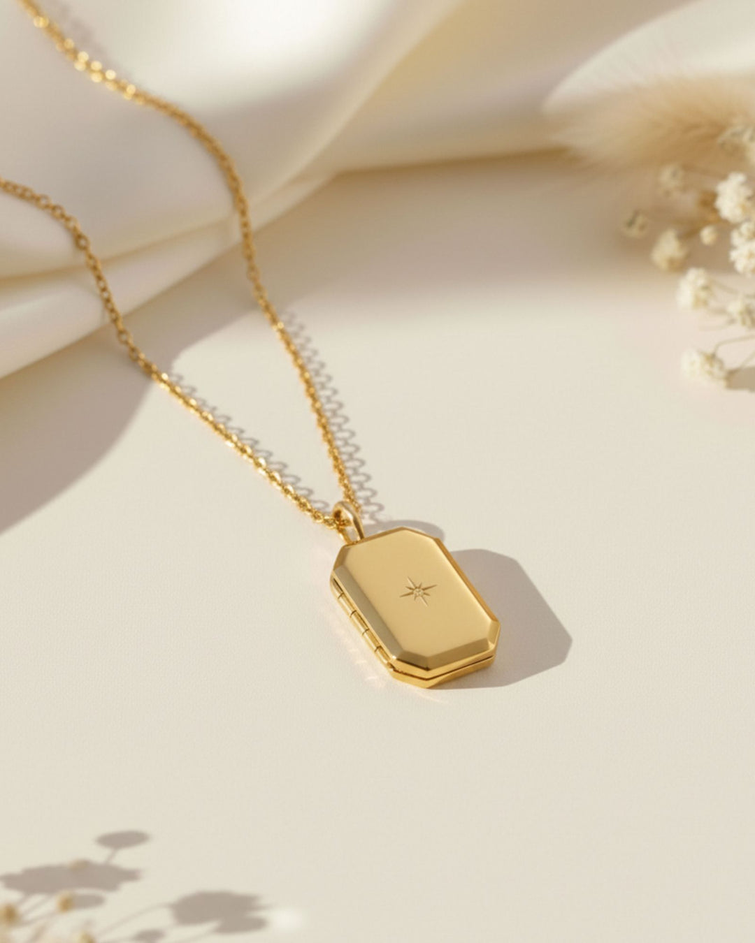 Endless Love Rectangle Photo Locket - GOLD