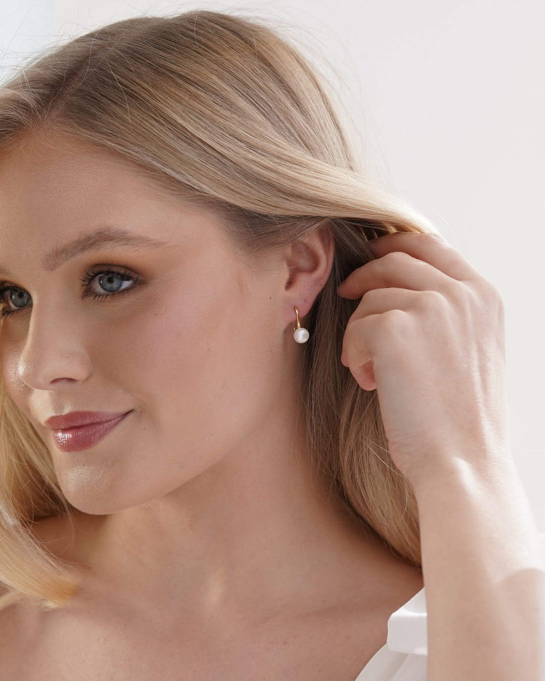 Sasha Pearl Earrings - Gold