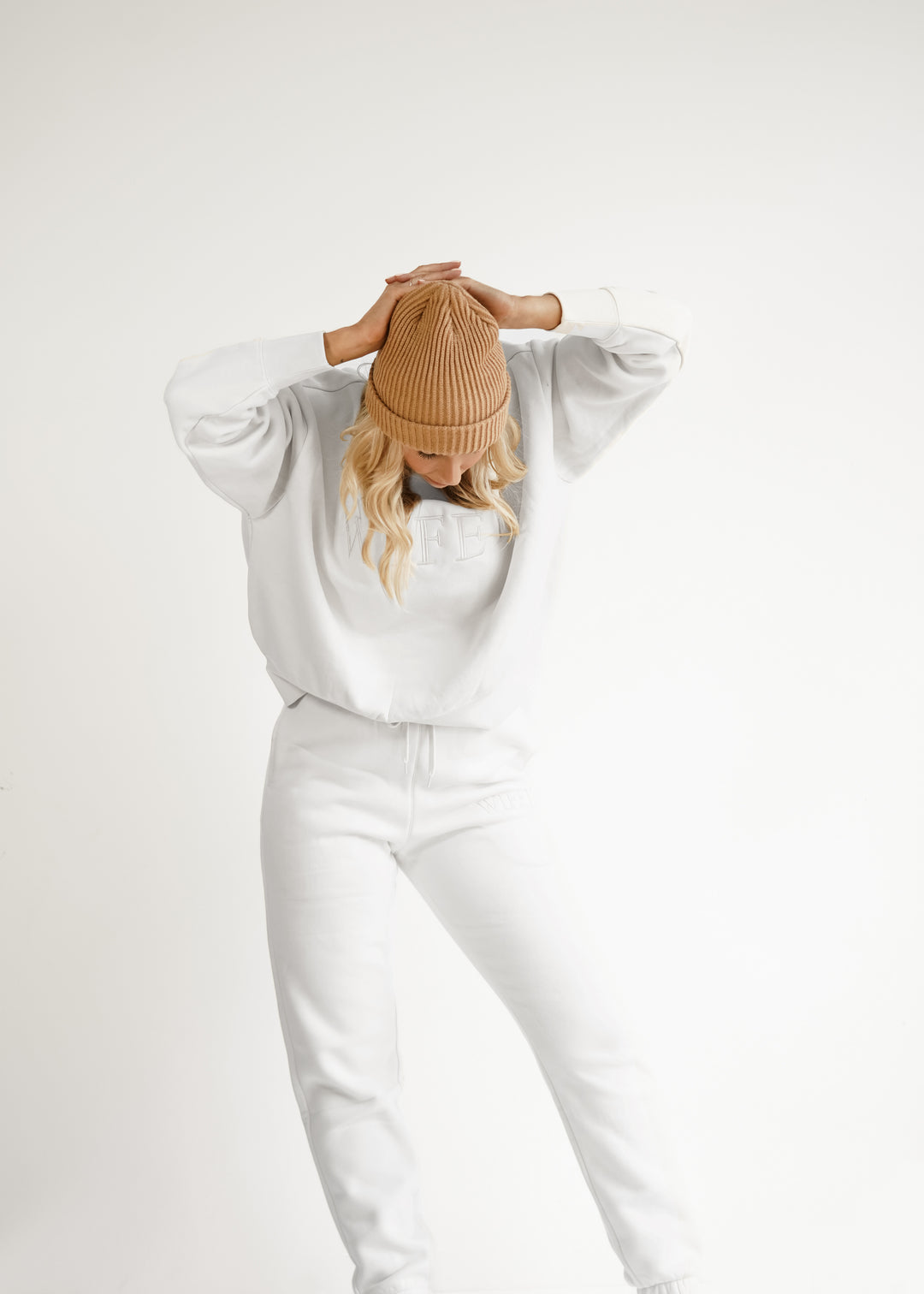 Wifey Loungewear Crew - WHITE