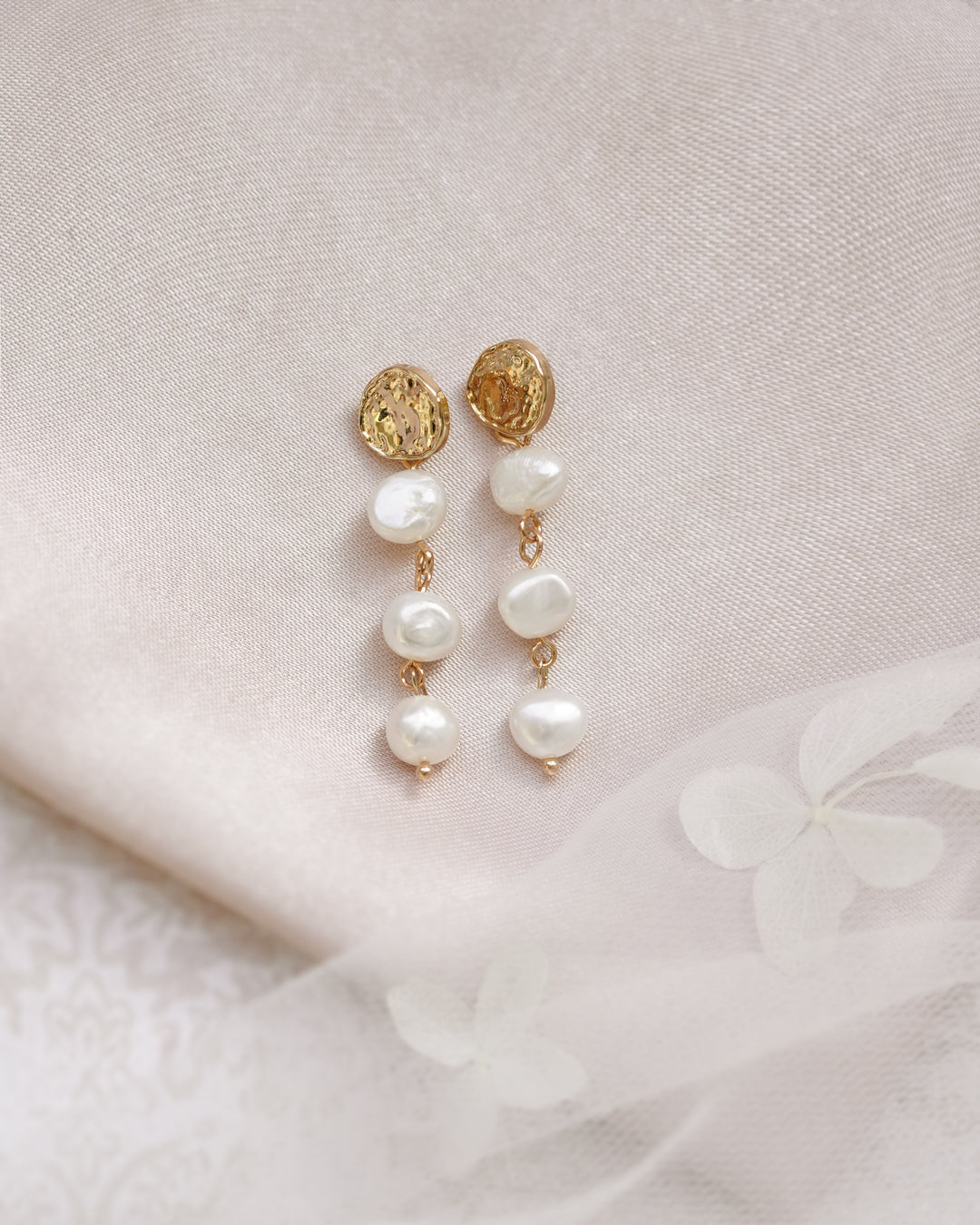 Brianna Freshwater Pearl Earrings