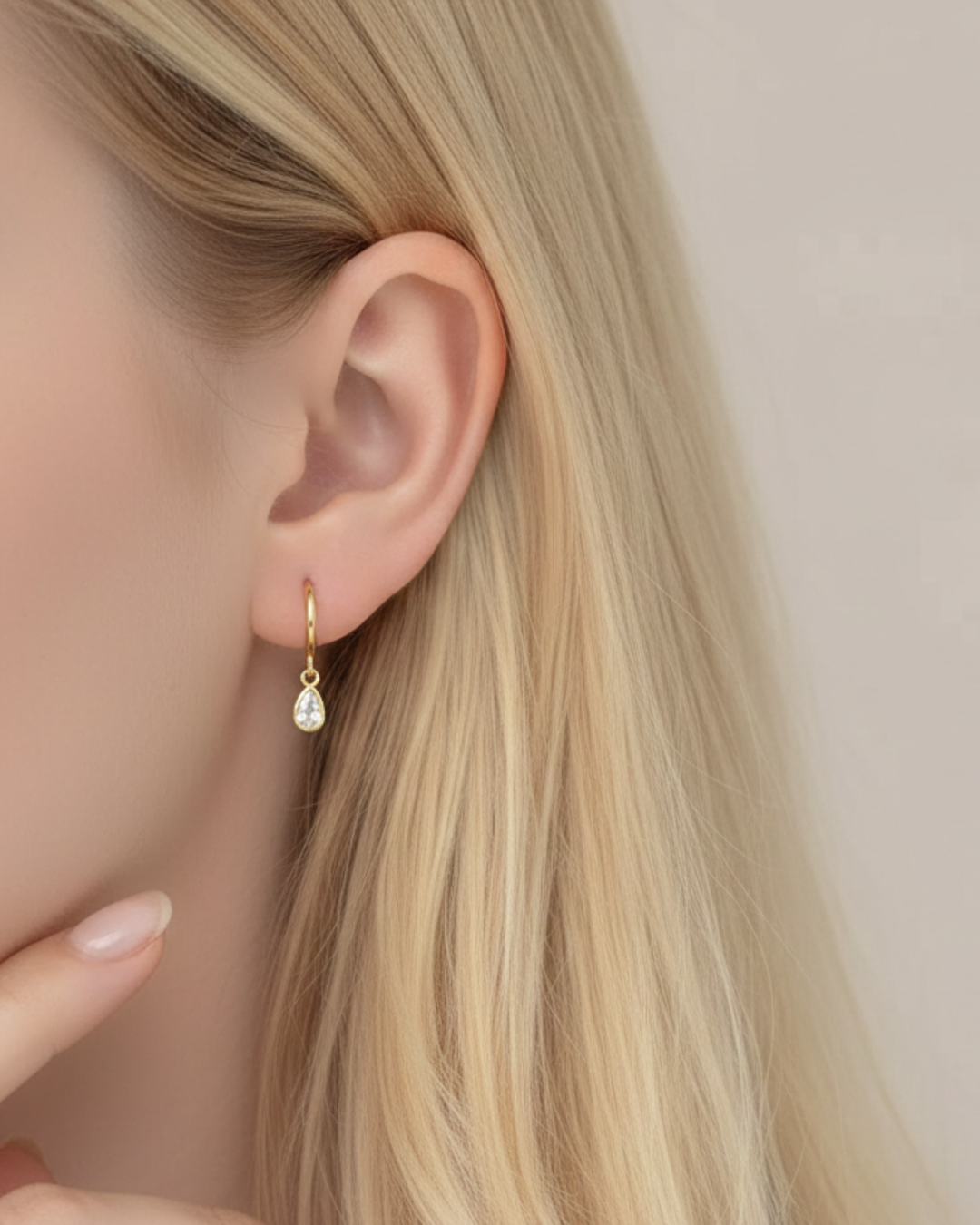 Gracie Teardrop Huggie Earrings – Gold