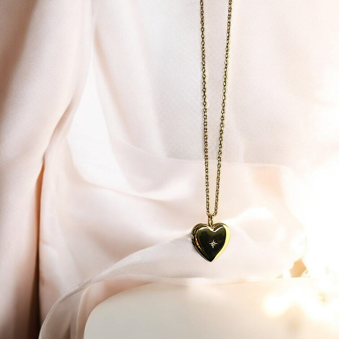 Endless Love Heart Photo Locket - GOLD